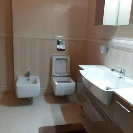 Relax Near The Trees * Tirana