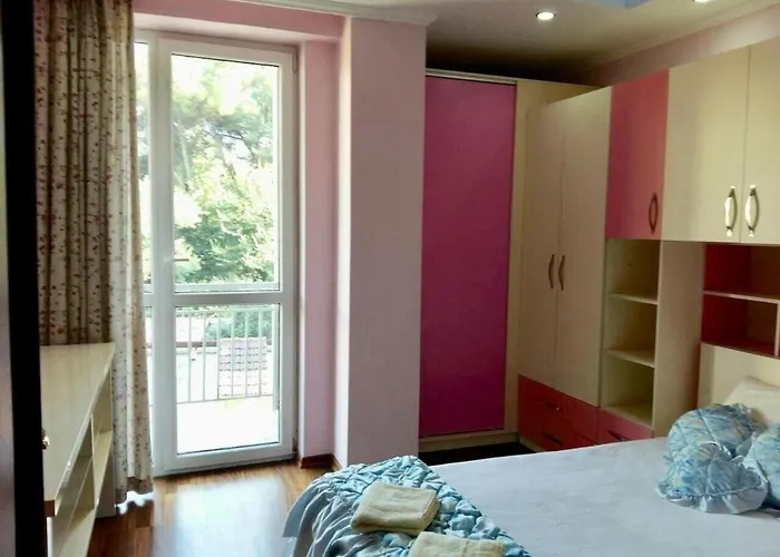 Appartamento Relax Near The Trees Tirana